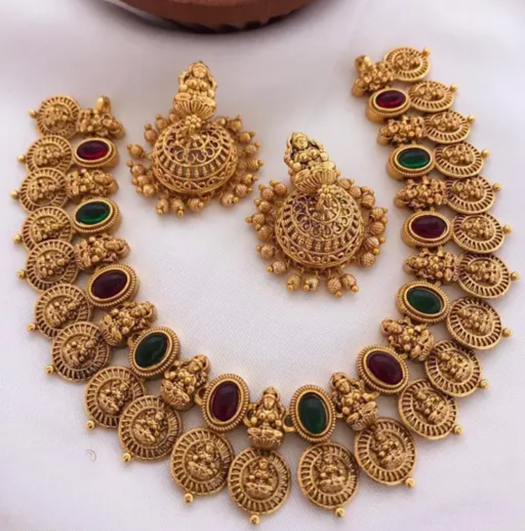 Elegant Gold Plated Jewellery Set - Perfect for weddings & Parties
